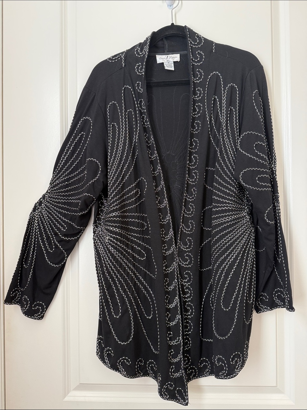 Unique Black Knit Open Front Jacket with White Soutache Embroidery. Size 1X